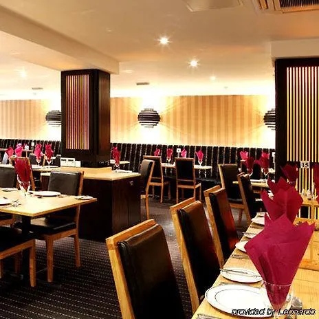 Russell Court Hotel Bournemouth 2*,