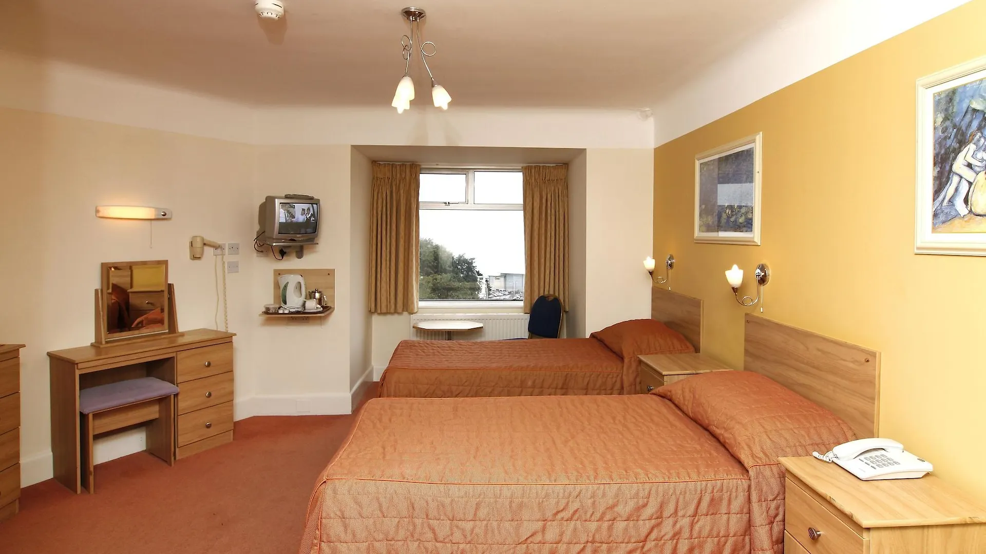 Belvilla Russel Court Hotel Bournemouth Central