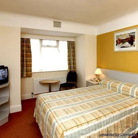 Belvilla Russel Court Hotel Bournemouth Central 2*,  United Kingdom